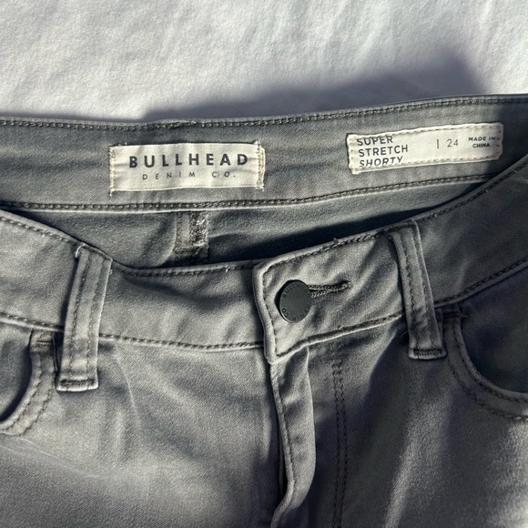 PacSun Bullhead Super Stretch Shorty Grey Green Size 24 - Picture 3 of 3